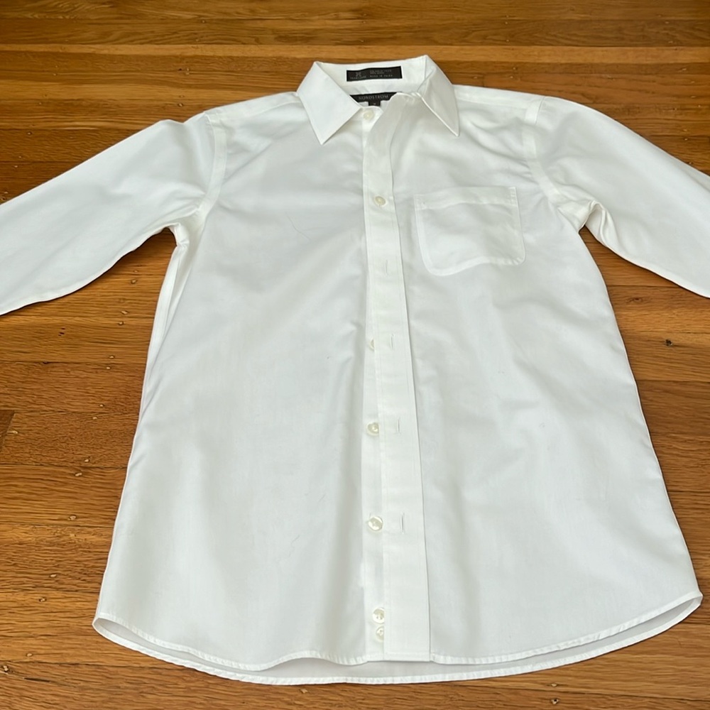 Nordstrom boy’s button down. Size 12. White. Worn once, dry-cleaned. Like new.